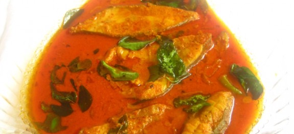 Pomfret  Fish Curry 