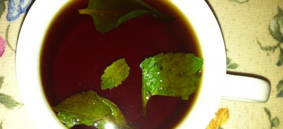 Black Tea with mint leaves