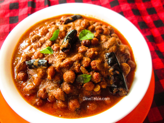 Varutharacha Kadala Curry / Chickpeas Curry / Easy Recipe