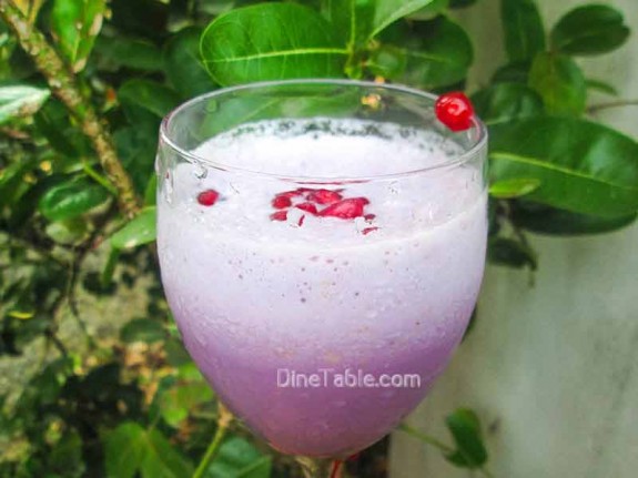 Pomegranate Milkshake / Delicious Shake