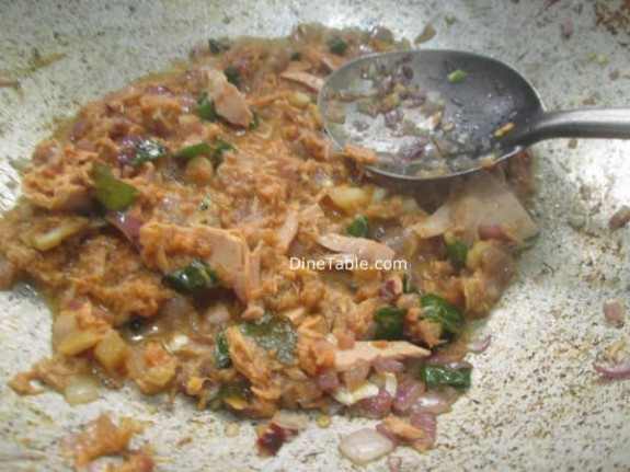 Kerala Style Canned Tuna Thoran Recipe / Dry Side Dish