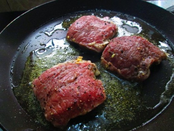 Pan Grilled Beef Steak Recipe / Delicious Dish