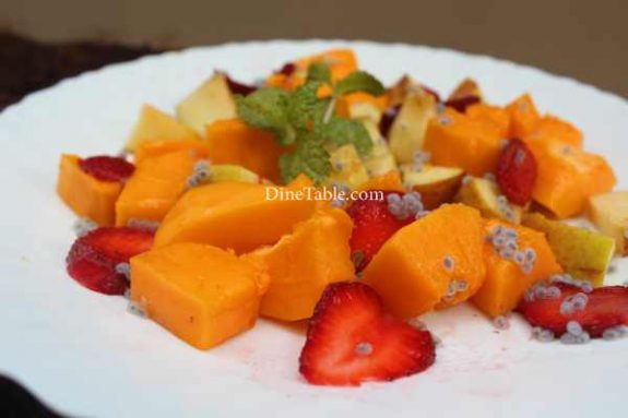 Papaya Apple Strawberry Salad Recipe - Easy Dish