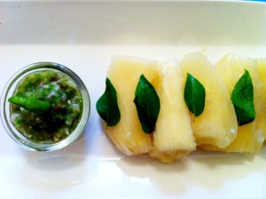 Steamed Tapioca With Green Chillii, Shallots & Coconut oil Dip