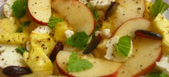 Cauliflower Pineapple And Apple Salad