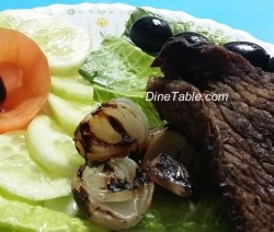 Grilled Beef And Grilled Onion