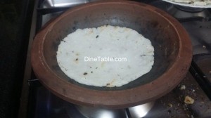 Traditional Kai Pathiri in Clay Pot - ചട്ടി കൈ പത്തിരി Recipe