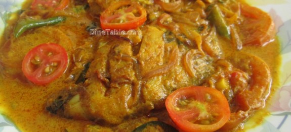 Kerala fish curry | Karimeen Mappas recipe| Karimeen curry | കരിമീൻ കറി 