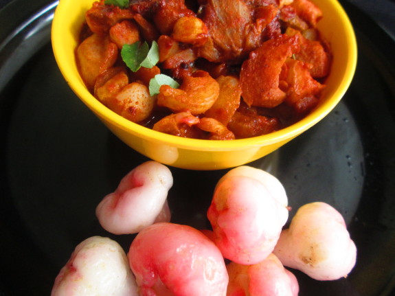 Rose Apple Pickle Recipe - ചാമ്പക്ക അച്ചാർ - Kerala Recipe