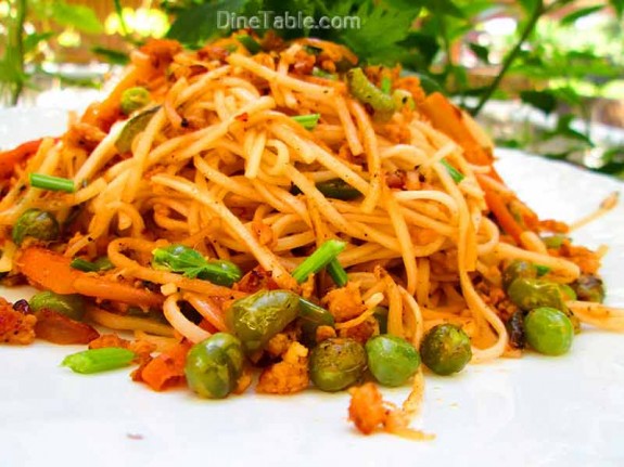 Spaghetti with Chicken and Vegetables / Delicious Recipe