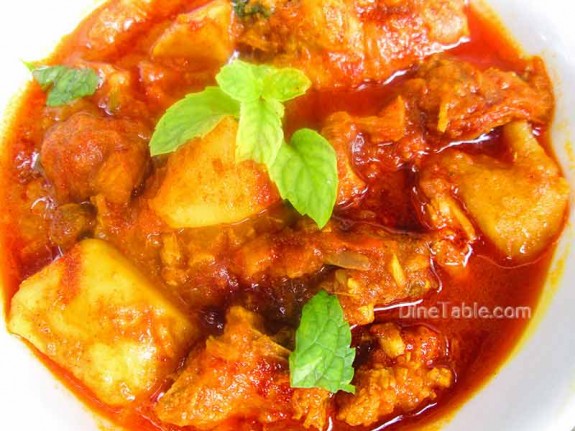 Chicken Potato Curry Recipe / Kerala Dish