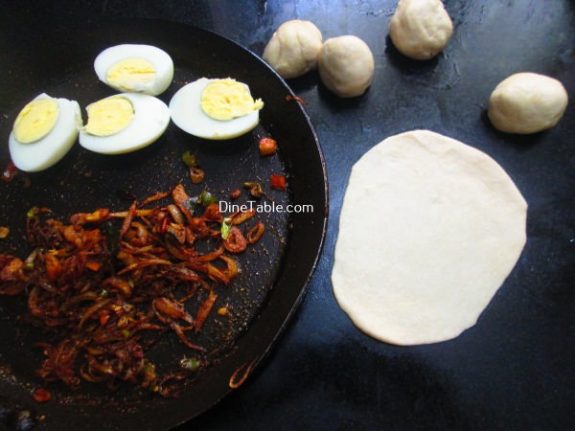 Mutta Kizhi Recipe / Kerala Snack