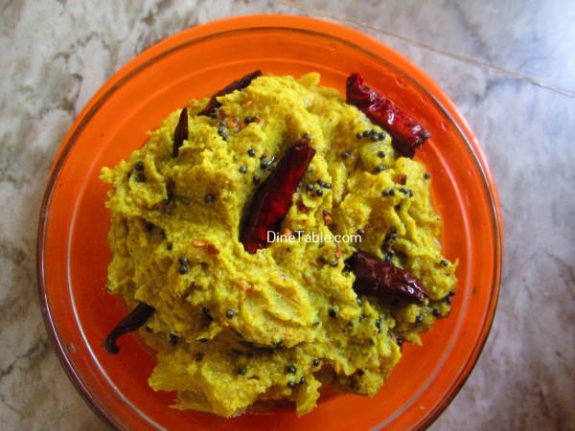 Kappa Chembin Thaal Curry Recipe - Crunchy Curry