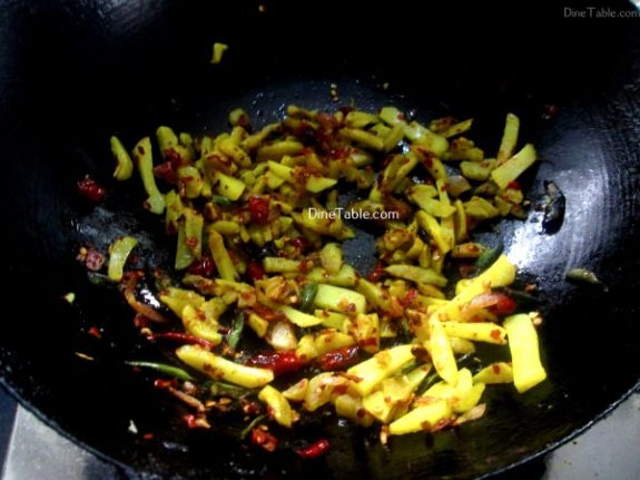 Urulakizhangu Koorka Stir Fry Recipe / Quick Dish