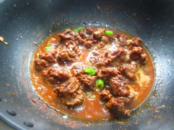 Spicy Chilly Chicken Recipe / Kerala Dish