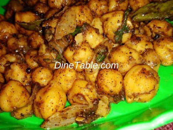 Easy Chana Masala Roast - Vella Kadala Roast - White Chickpea Roast Recipe